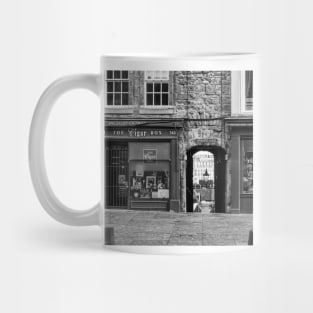 Advocate's Close Mug